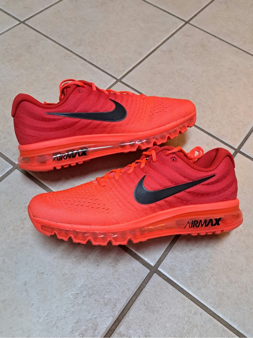 Nike Air Max 2017 'Bright Crimson' - Men's size 13